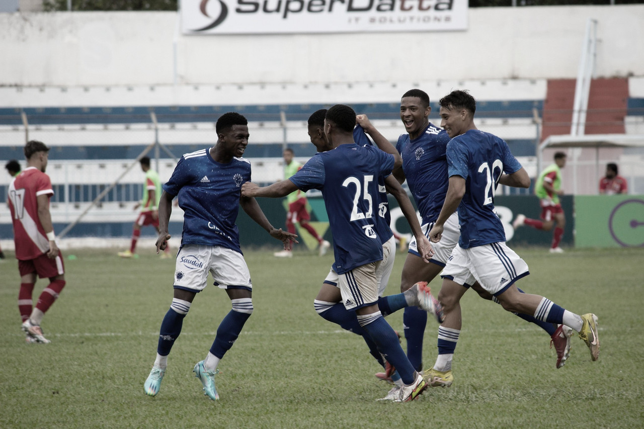 Cruzeiro vence o Santos com dois gols de Wesley e vira líder do  Brasileirão; Assista aos gols