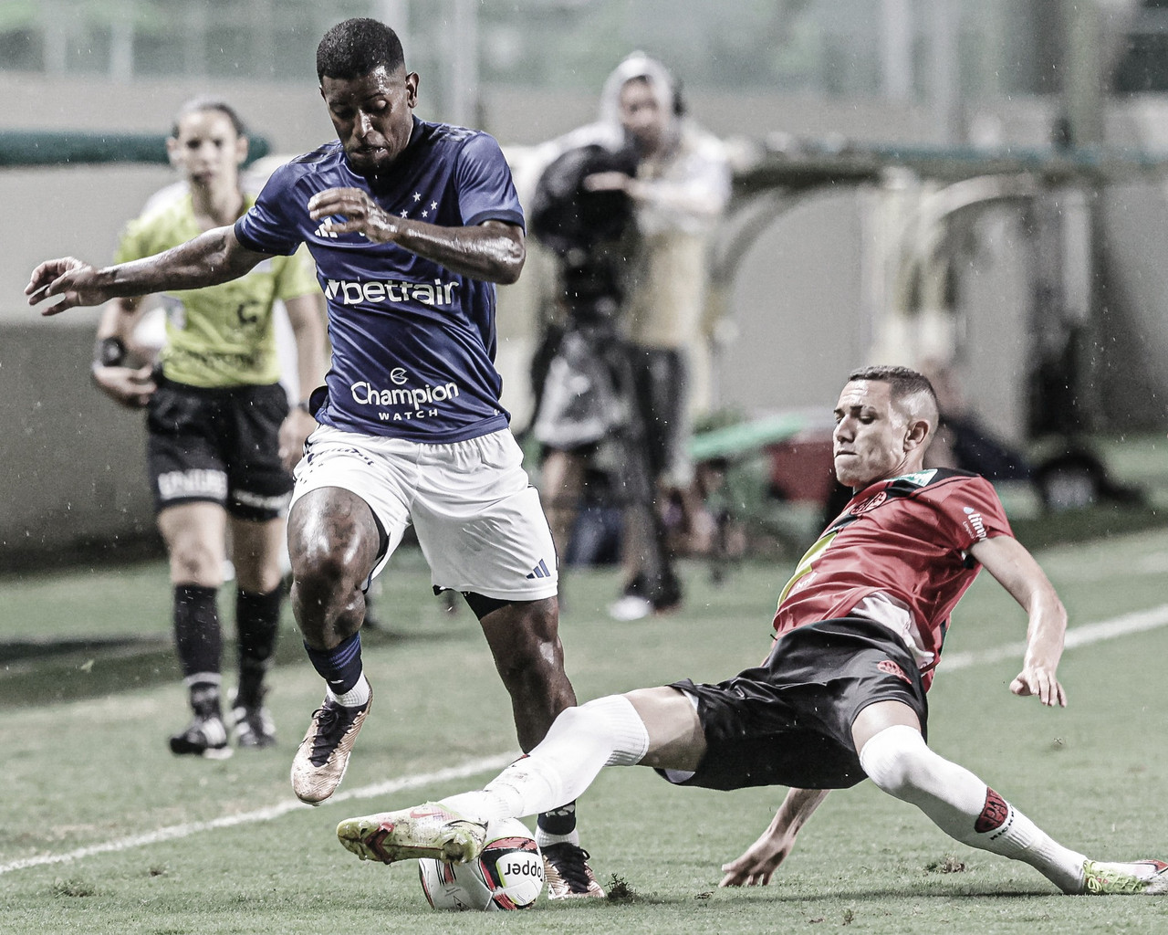 Cruzeiro Sofre Gol Cedo, Peca Nos Erros E Perde Para Pouso Alegre No ...