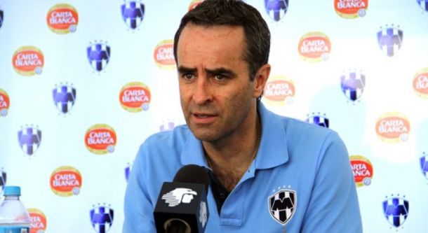 Luis Miguel Salvador: “Hace rato no había un Clásico donde llegaran así los dos equipos"