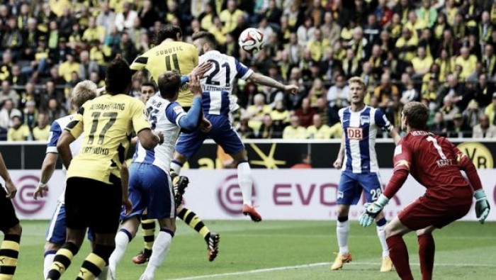 Resultado Hertha Berlin x Borussia Dortmund no Campeonato Alemão 2015/2016 (0-0)