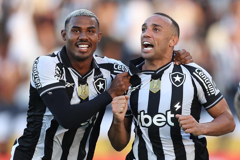 Botafogo vence e rebaixa Fortaleza no Brasileirão - VAVEL Brasil