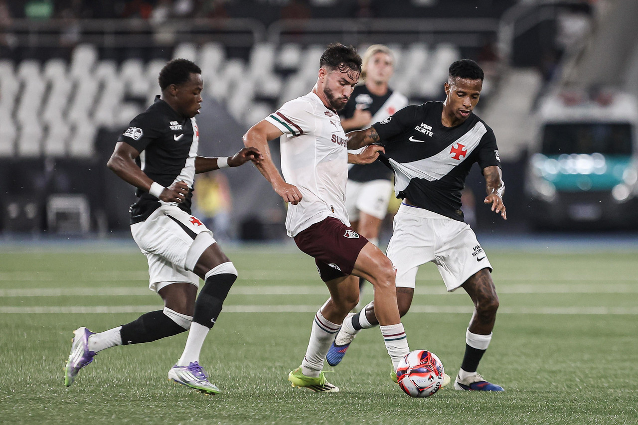Fluminense vence Vasco e fica em vantagem na semifinal do Carioca ...