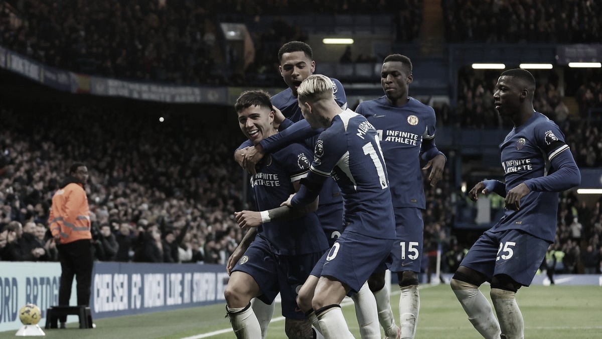 Chelsea busca vitória no clássico para deslanchar na tabela da Premier League