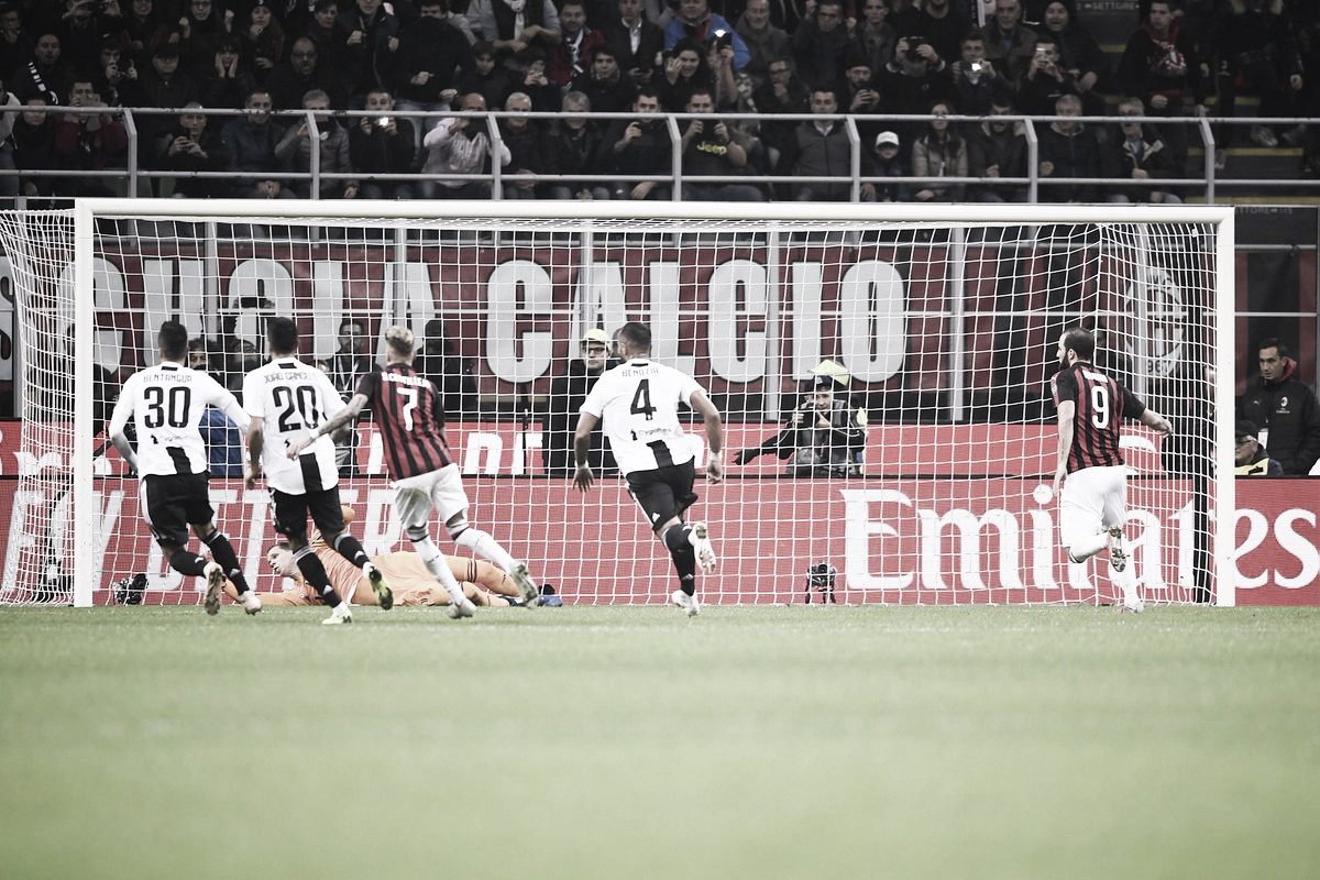 Higuaín perde pênalti, é expulso e Juventus bate Milan no San Siro