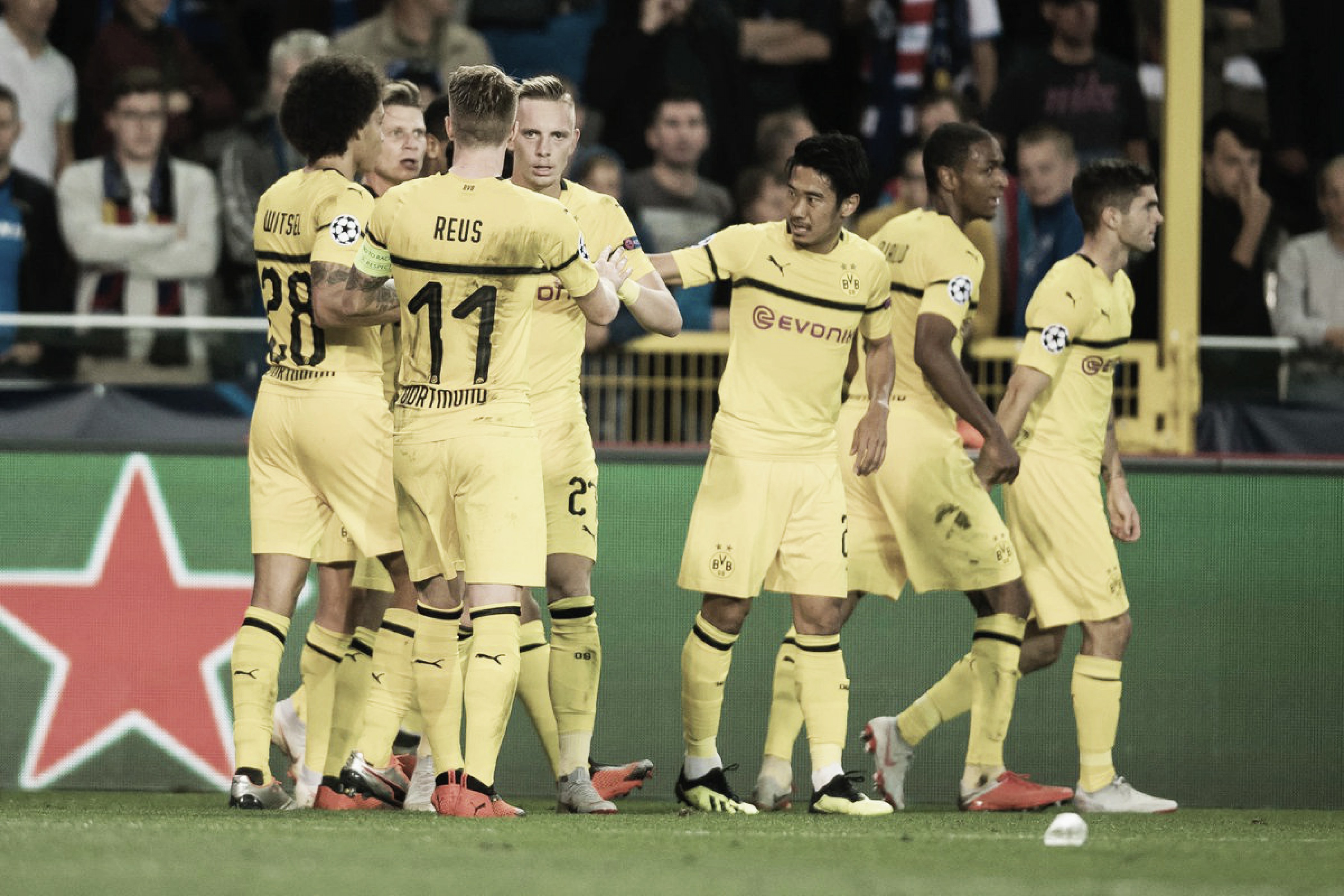 Pulisic marca no fim e Borussia Dortmund bate Club Brugge na Champions League