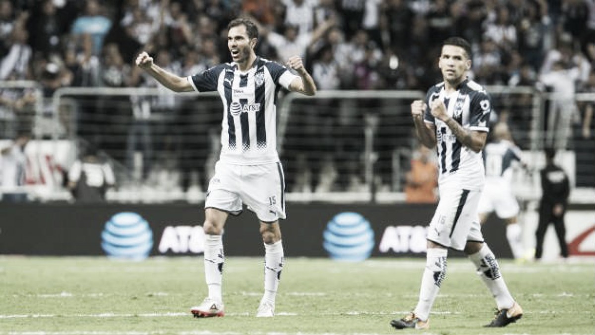 En polémico arbitraje, Rayados venció a Pumas y acecha Liguilla En polémico arbitraje, Rayados venció a Pumas y acecha Liguilla