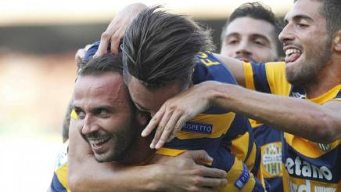 Serie B, doppio Pazzini di rigore: Verona batte Frosinone 2-0