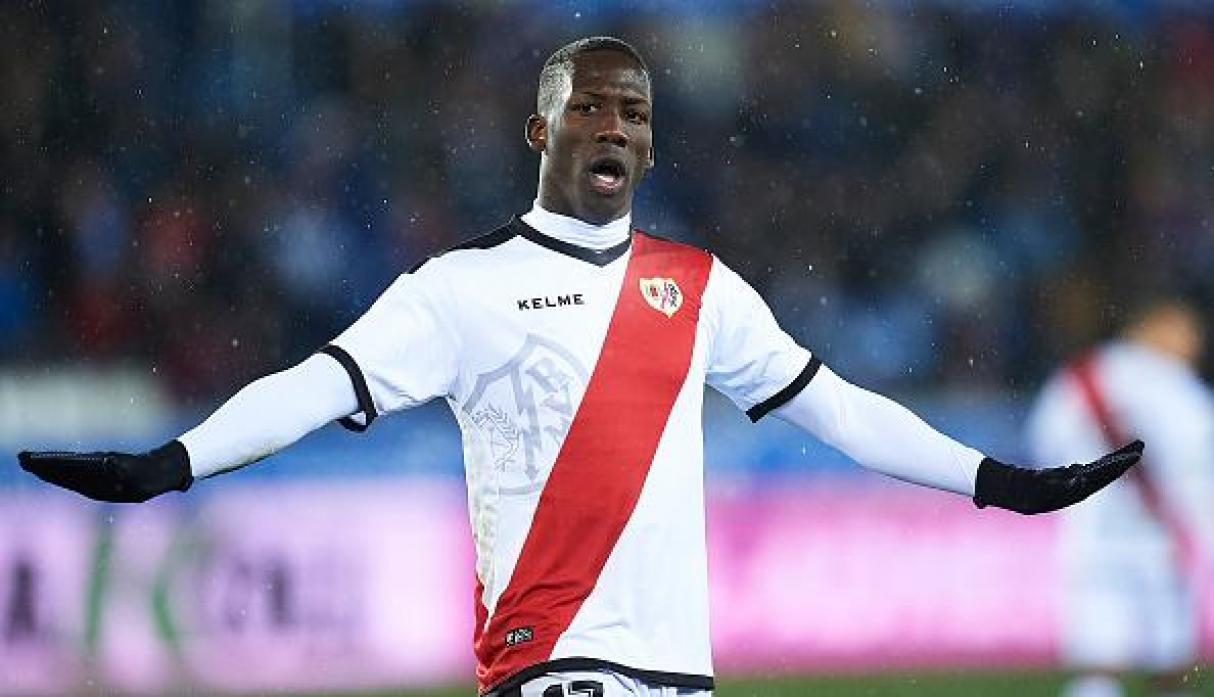 Advíncula vuelve a los entrenamientos Advíncula vuelve a los entrenamientos