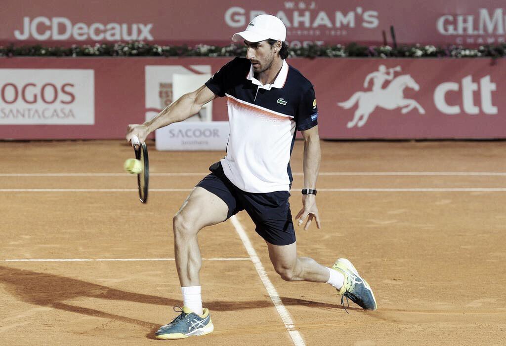 Cuevas supera Fokina e vai à grande final do ATP 250 de Estoril Cuevas supera Fokina e vai à grande final do ATP 250 de Estoril