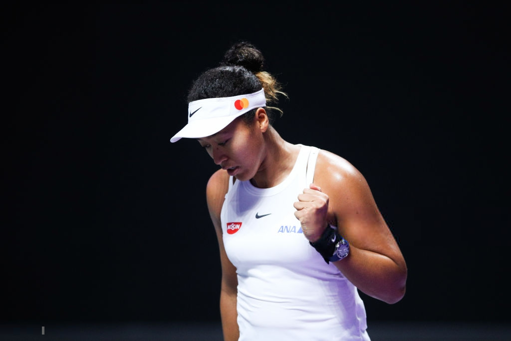 WTA Finals: Naomi Osaka survives three-set battle against Petra Kvitova