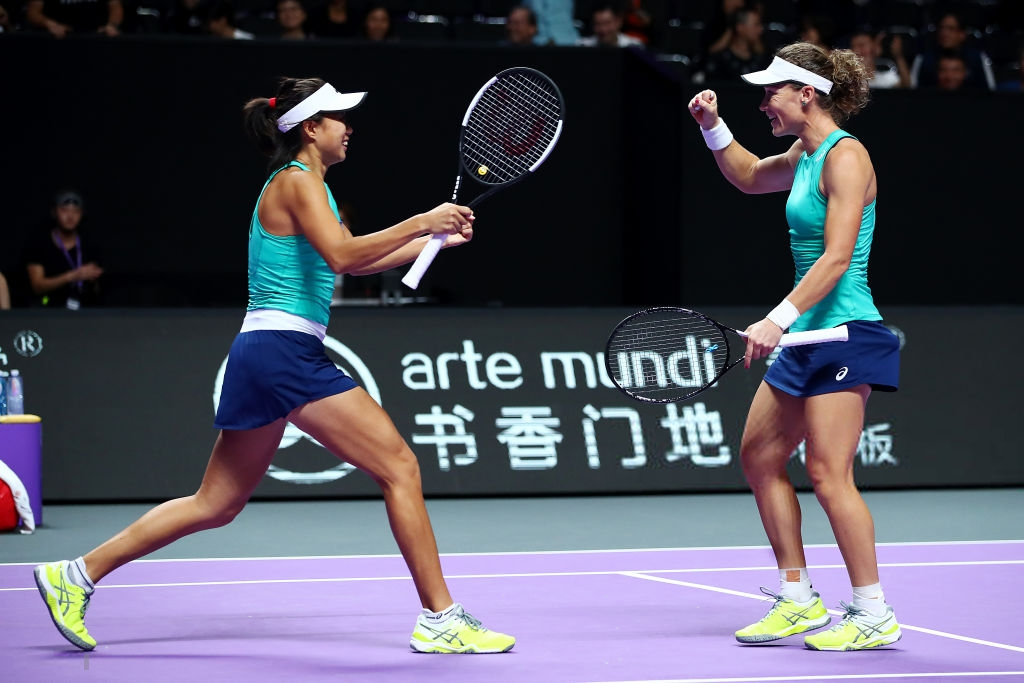 WTA Finals: Stosur and Zhang books semifinal spot on debut