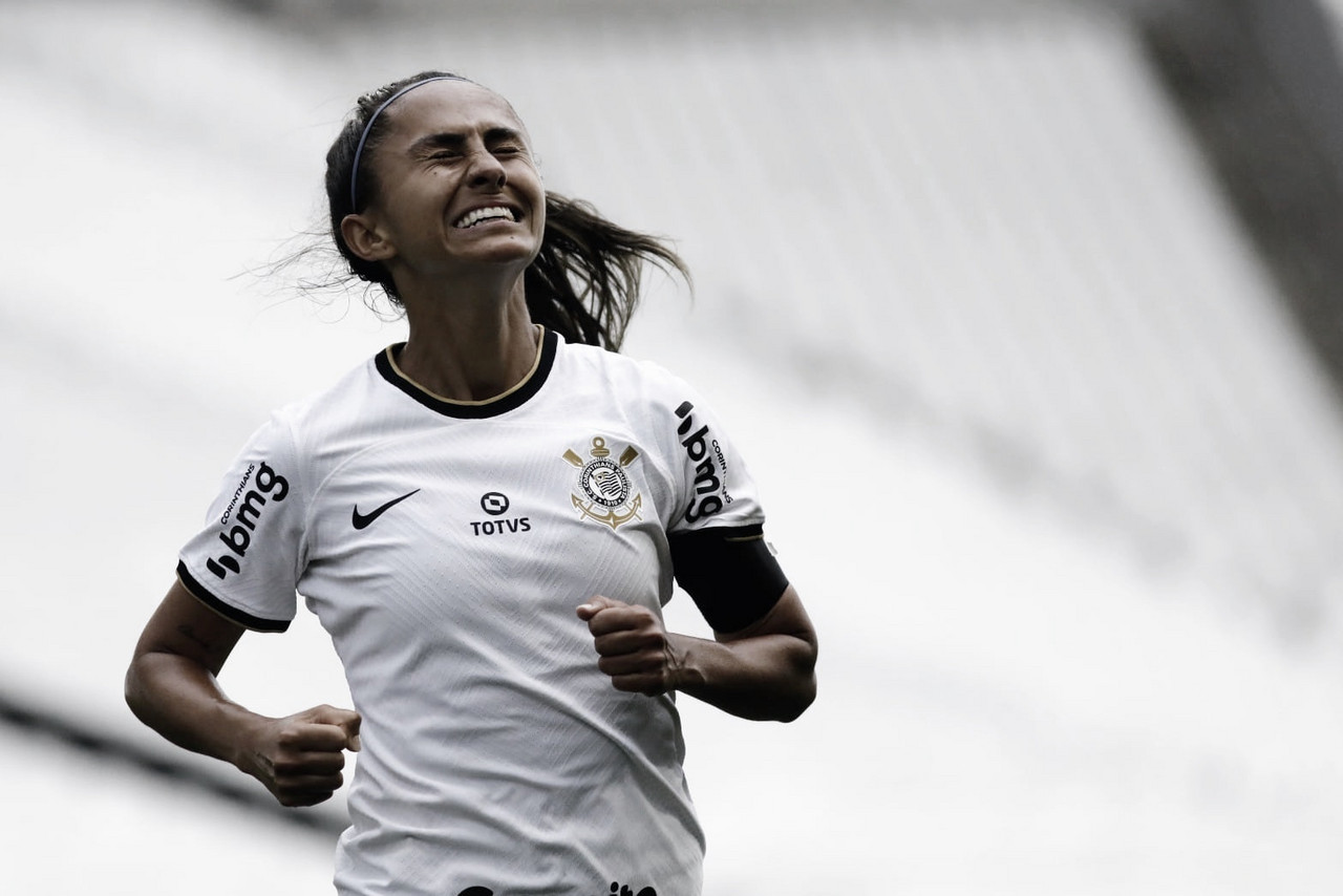 Pelo Brasileirão Feminino, Corinthians encara o Flamengo em