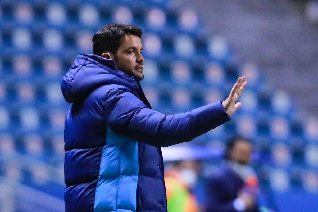 Nicolás Larcamón: "Es un punto que suma, pero no nos conforma" Nicolás Larcamón: "Es un punto que suma, pero no nos conforma"