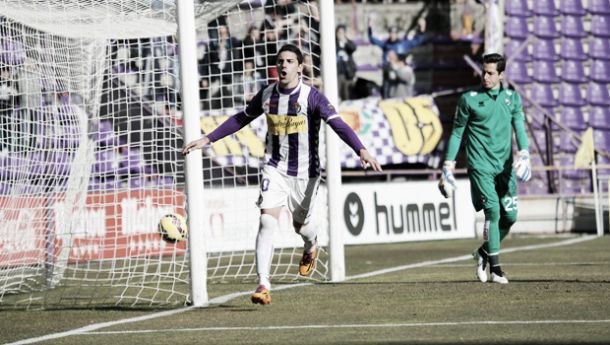 Primer gol de penalti de Óscar con el Real Valladolid