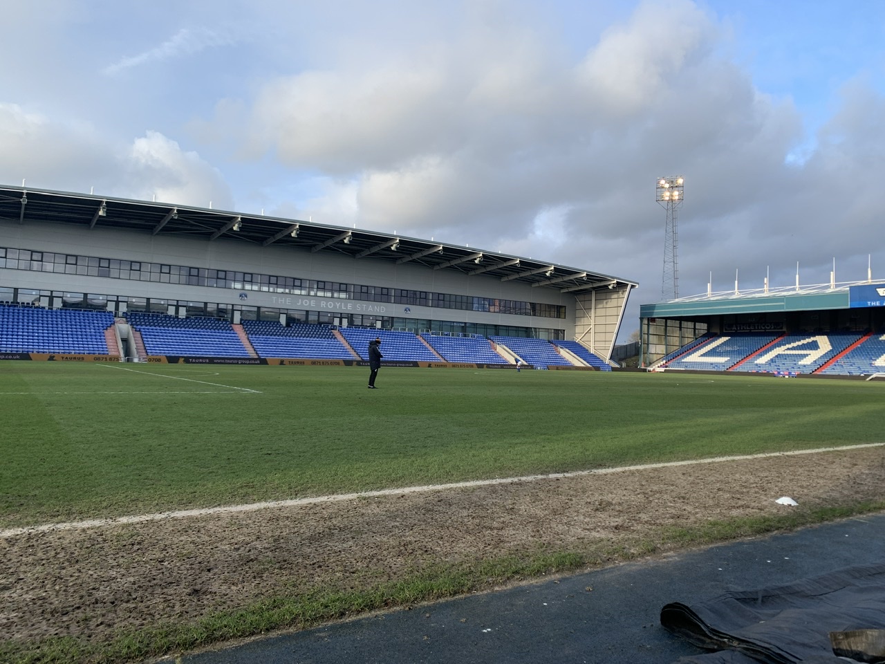 Oldham Athletic 2-4 Cambridge United: Bonner's side remain second after coming back from two goals down