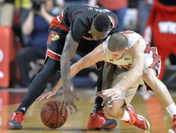 Montrezl Harrell gets ejected as Louisville holds on to defeat Western Kentucky