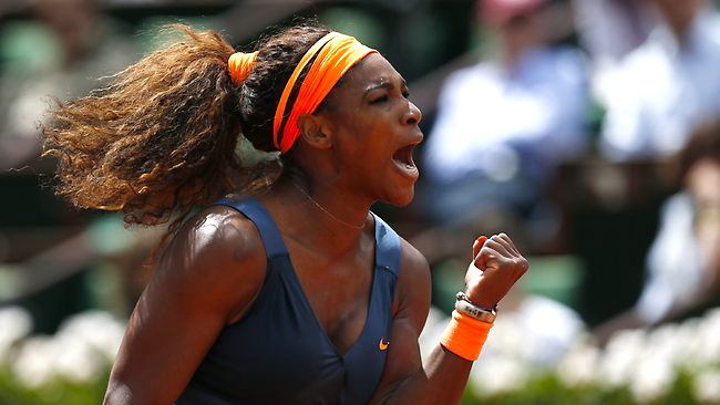 Serena in semifinale a Parigi dopo 10 anni, continua la caccia alla Sharapova