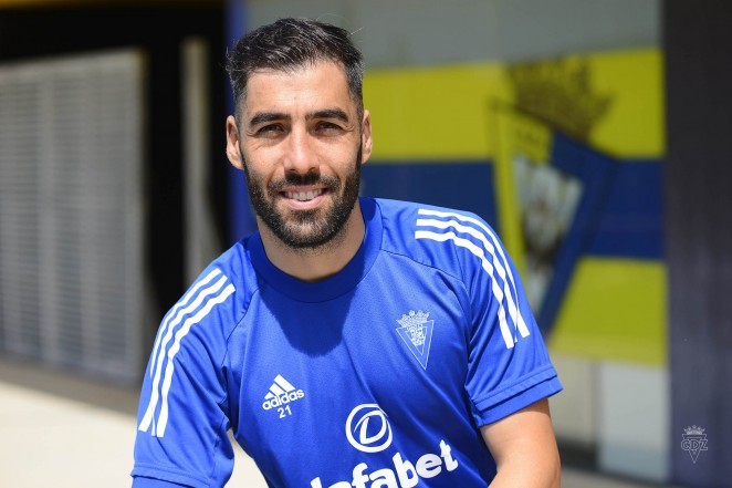 Alberto Perea, nuevo jugador del Granada CF VAVEL España