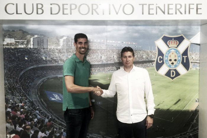Dani Hernández renovó por dos años con el CD Tenerife
