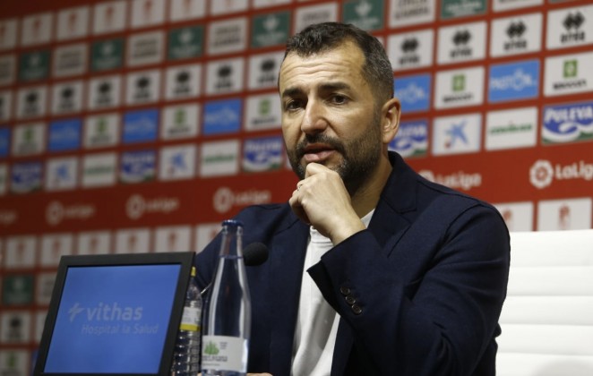 Diego Martínez: "Estos jugadores nos han dado el derecho de disputar un partido como el de Mallorca" Diego Martínez: "Estos jugadores nos han dado el derecho de disputar un partido como el de Mallorca"