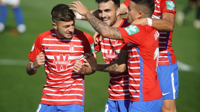 CD El Ejido 2012 - Recreativo Granada: un rival difícil para llegar arriba CD El Ejido 2012 - Recreativo Granada: un rival difícil para llegar arriba