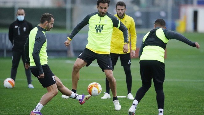 El Granada CF se preparará para recibir al PSV y al Huesca El Granada CF se preparará para recibir al PSV y al Huesca