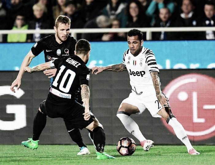 Daniel Alves marca, mas Juventus cede empate à Atalanta no fim
