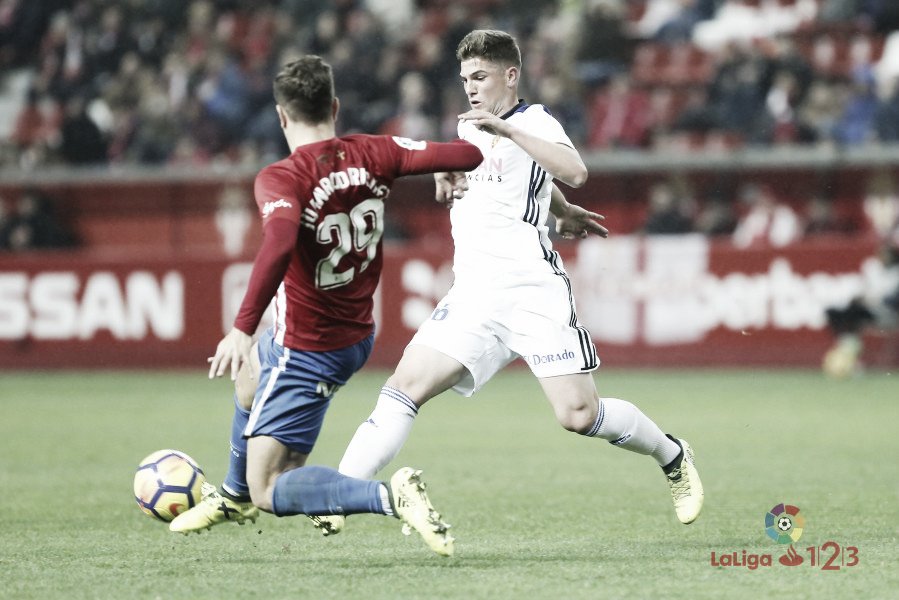 Claves Del Real Sporting - Real Zaragoza: un jarro de agua fría