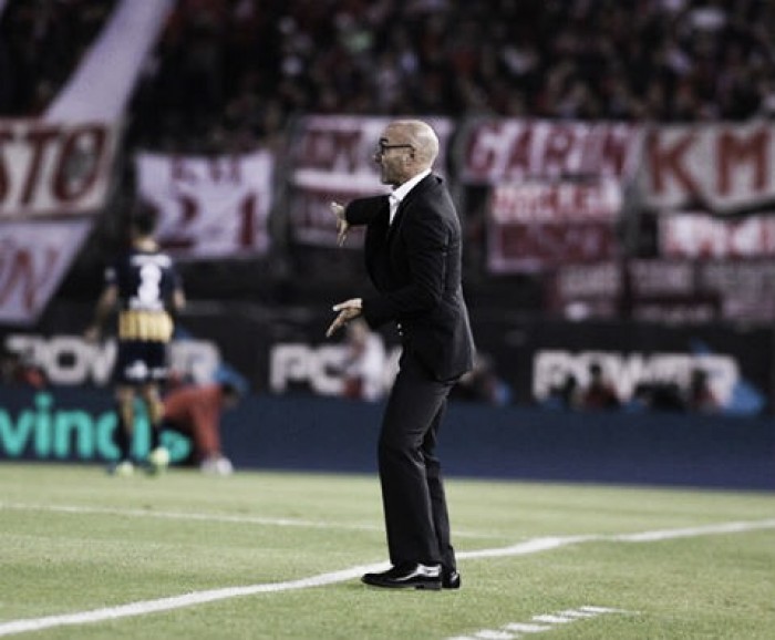 Paolo Montero: "El equipo tuvo mucha personalidad para plantarse en el Monumental" Paolo Montero: "El equipo tuvo mucha personalidad para plantarse en el Monumental"