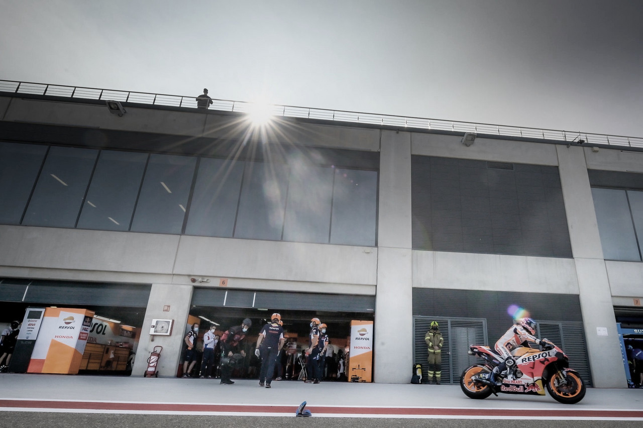 MotoGP quiere aislar al paddock durante las tres últimas citas MotoGP quiere aislar al paddock durante las tres últimas citas
