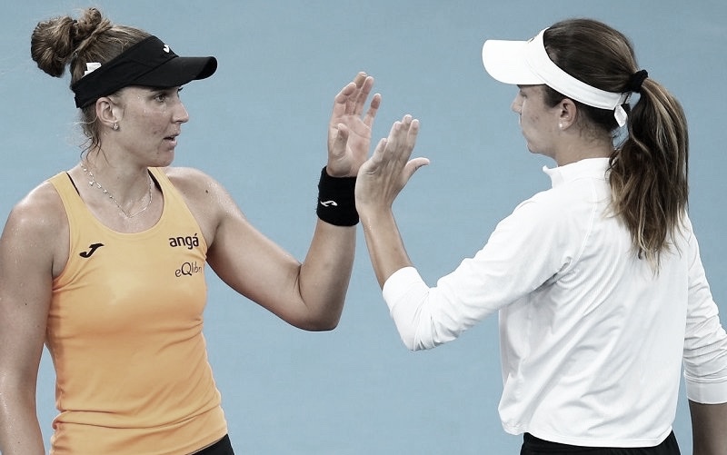 Histórico: Bia Haddad e Danilina batem Aoyama/Shibahara e vão à  final do Australian Open
