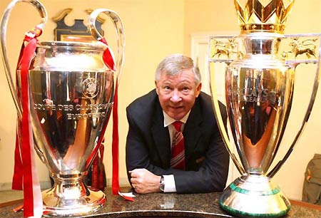 Sir Alex Ferguson: 71 años al servicio del balompié