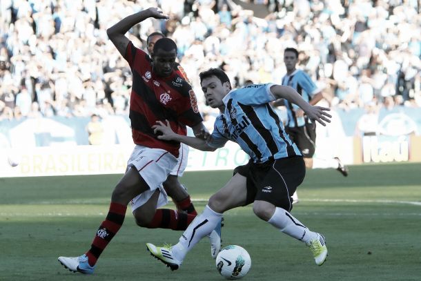Mirando as primeiras colocações, Flamengo e Grêmio se enfrentam no Maracanã