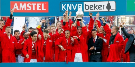 AZ derrota PSV e é campeão da Copa da Holanda