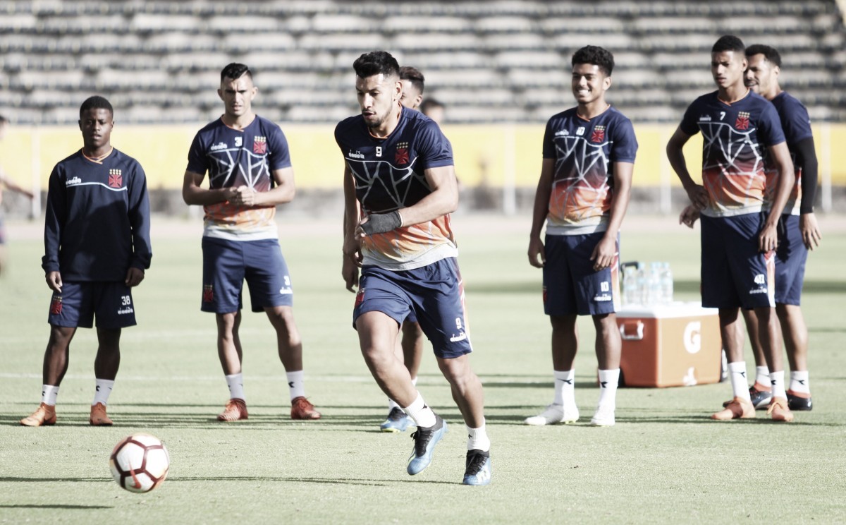 Vasco desafia altitude para encarar LDU pela Copa Sul-Americana Vasco desafia altitude para encarar LDU pela Copa Sul-Americana