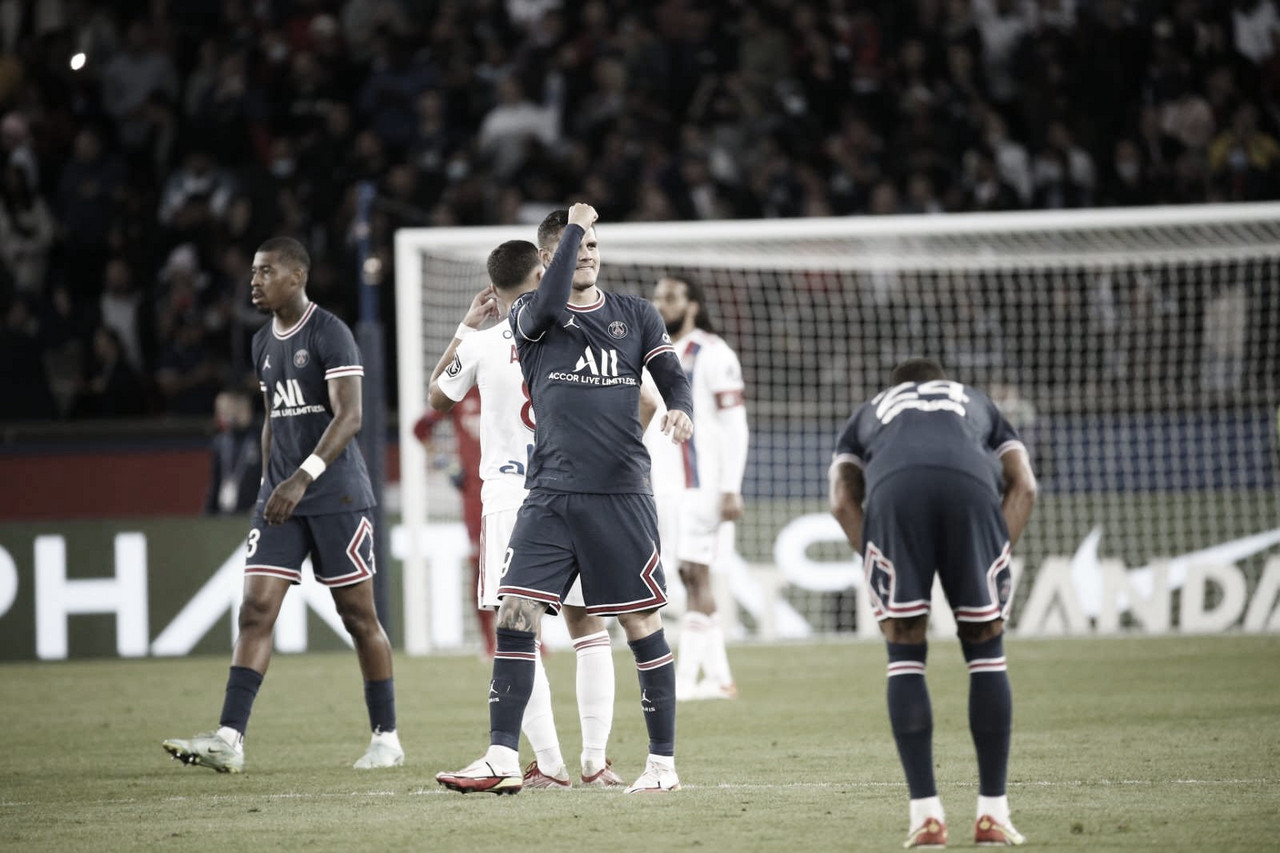 PSG vira sobre Lyon no último minuto e mantém máximo aproveitamento na Ligue 1 PSG vira sobre Lyon no último minuto e mantém máximo aproveitamento na Ligue 1