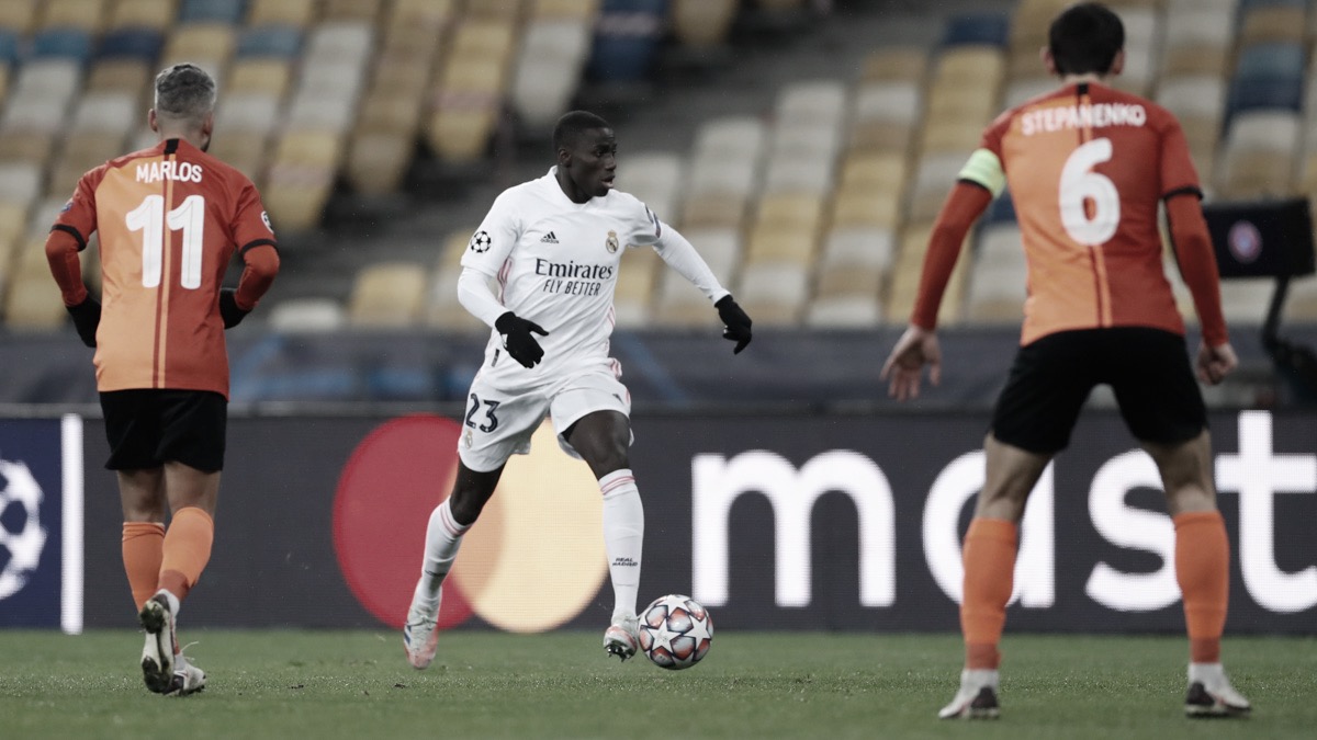 El Shakhtar Donetsk noquea a un Real Madrid paupérrimo (2-0) El Shakhtar Donetsk noquea a un Real Madrid paupérrimo (2-0)