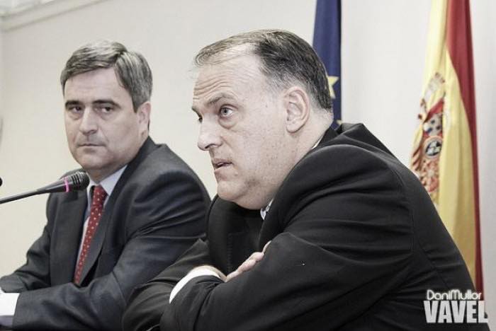 Tebas muestra su apoyo al Betis tras los errores arbitrales Tebas muestra su apoyo al Betis tras los errores arbitrales