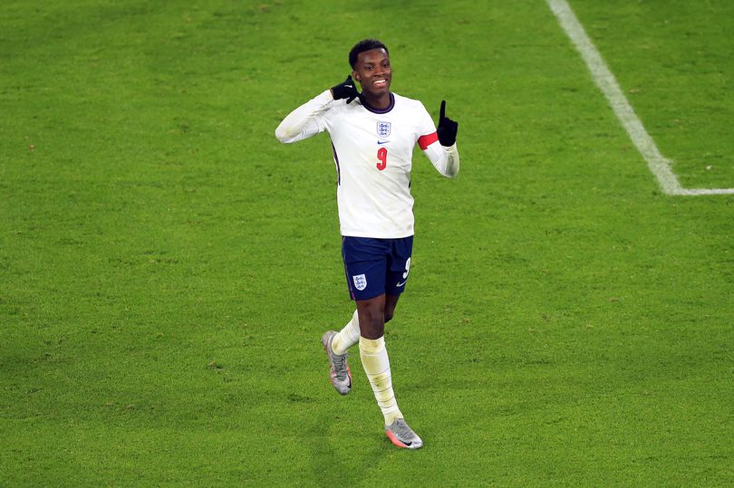 Eddie Nketiah becomes England U21 record scorer as Young Lions qualify for Euro 2021