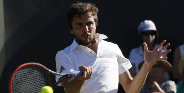 Wimbledon: Simon Safely Through To Second Round