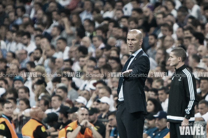 Zidane defende Bale das vaias e ressalta importância de CR7 para o Real Madrid