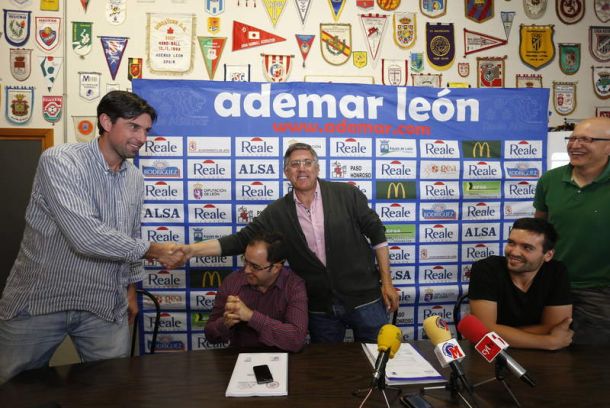 Carrillo y García Vega seguirán en Ademar