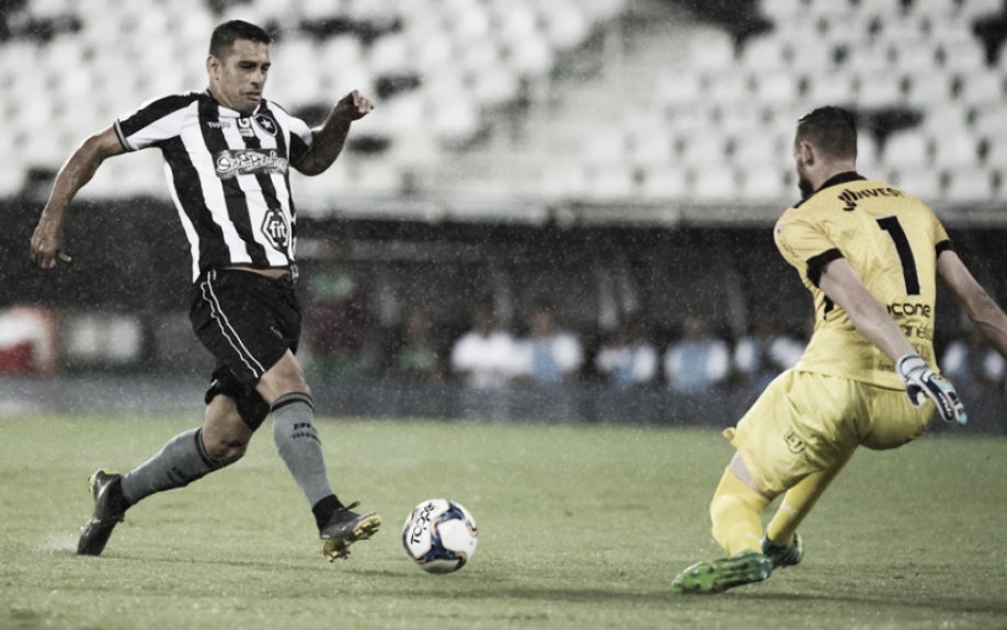 Diego Souza marca primeiro gol pelo Botafogo e sonha com classificação: “Não é impossível”