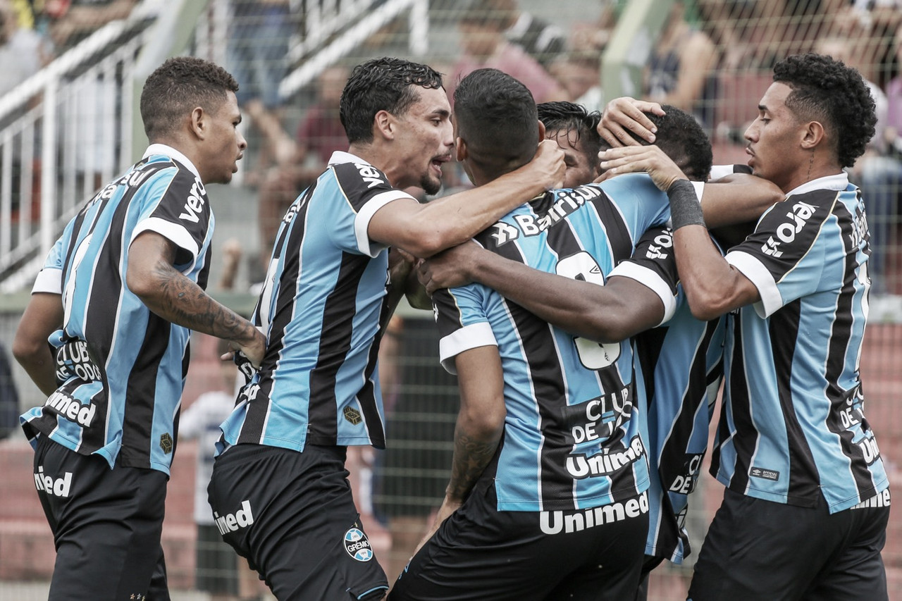 No Grupo 21, Grêmio goleia e avança na Copinha junto com Real-DF No Grupo 21, Grêmio goleia e avança na Copinha junto com Real-DF