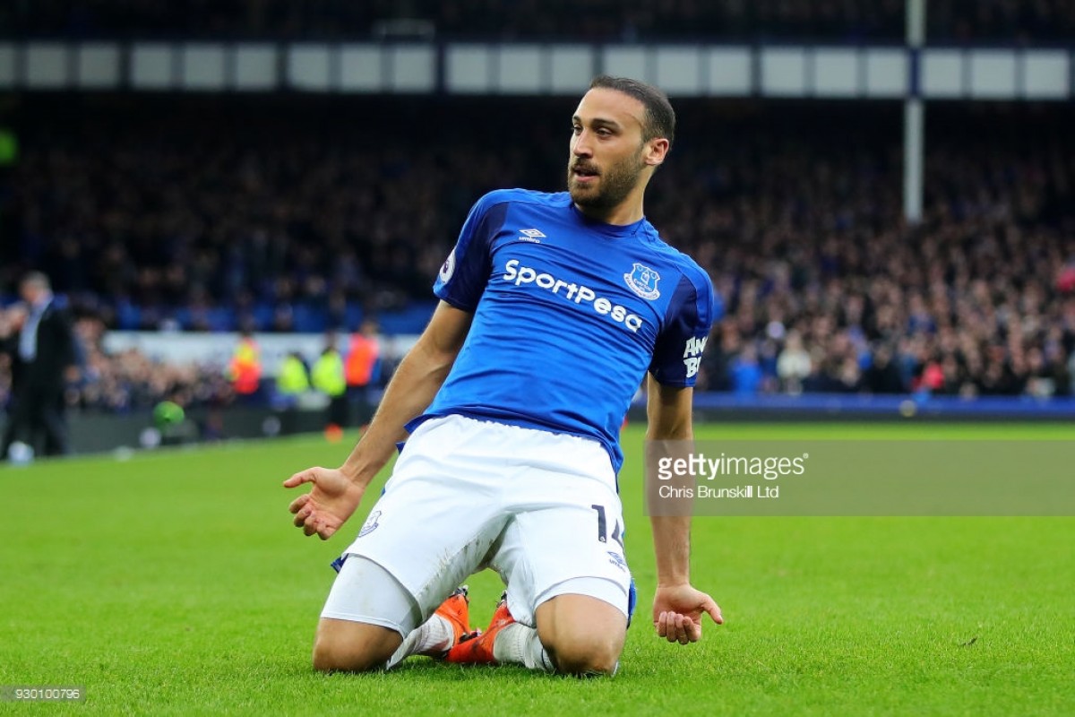Everton cruise to victory despite Rooney penalty miss