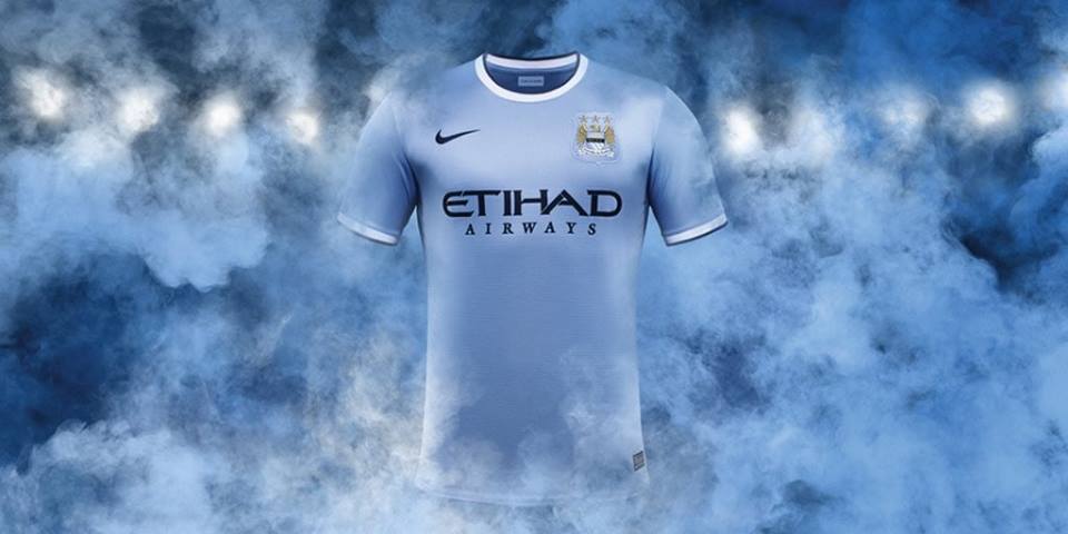 Manchester City lança novo uniforme para a temporada 2013/14
