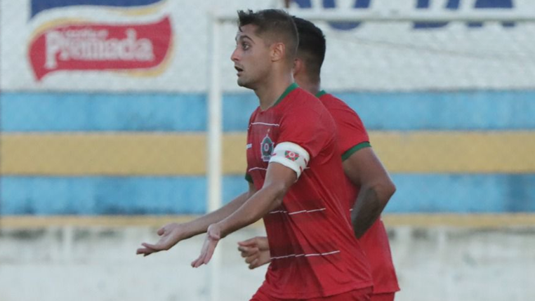 Capitão e titular do Boa Esporte, Wesley Soares valoriza liderança do  Módulo 2 do Campeonato Mineiro - VAVEL Brasil