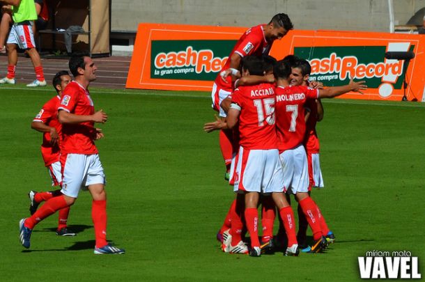 El balón parado y la pareja Kike-Saúl, las bases de los goles del Real Murcia