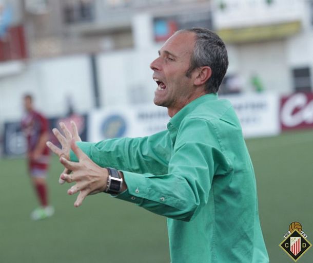 Juan Fidalgo, destituido como entrenador del Caudal