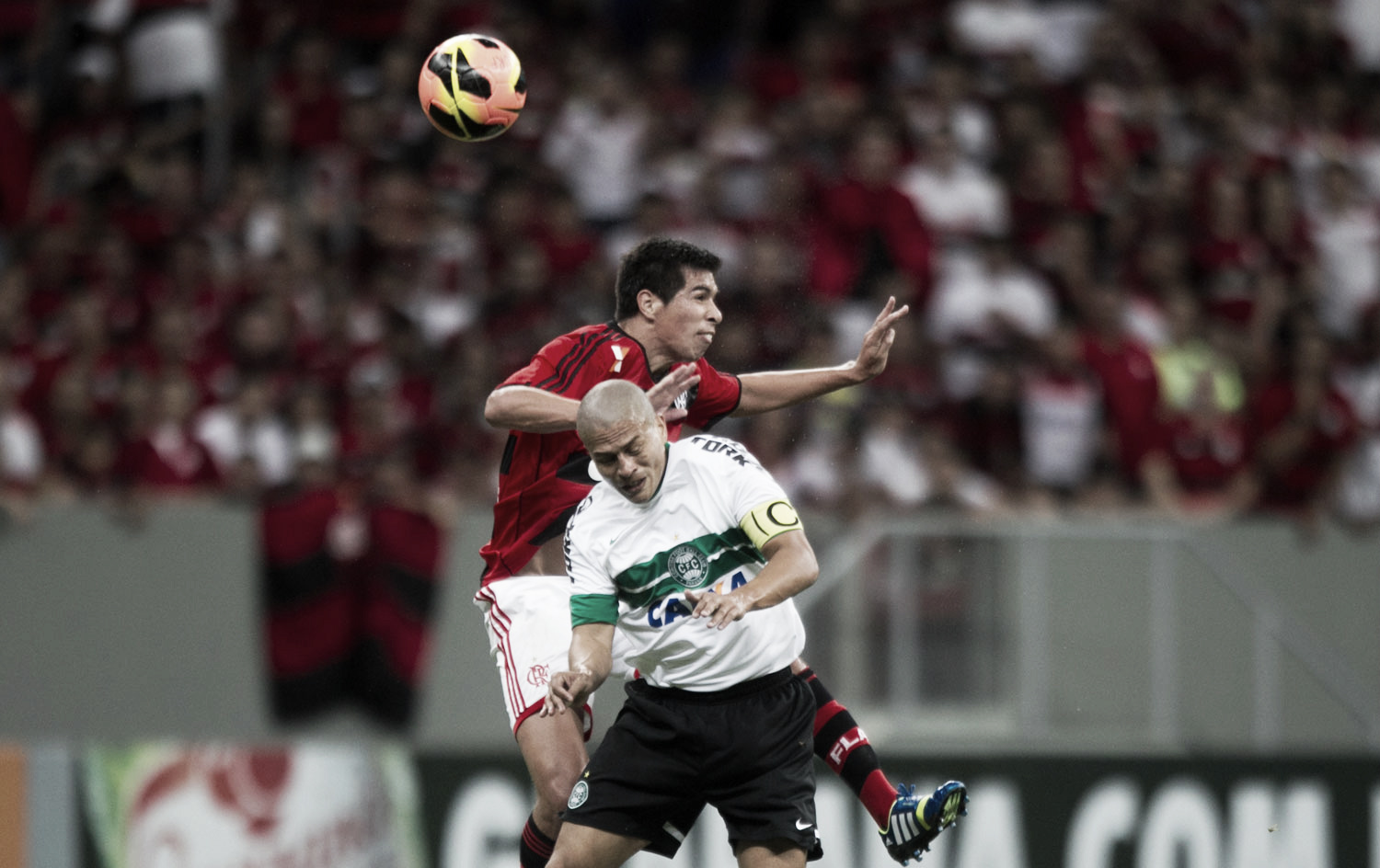 Coritiba empata com o Flamengo e segue invicto